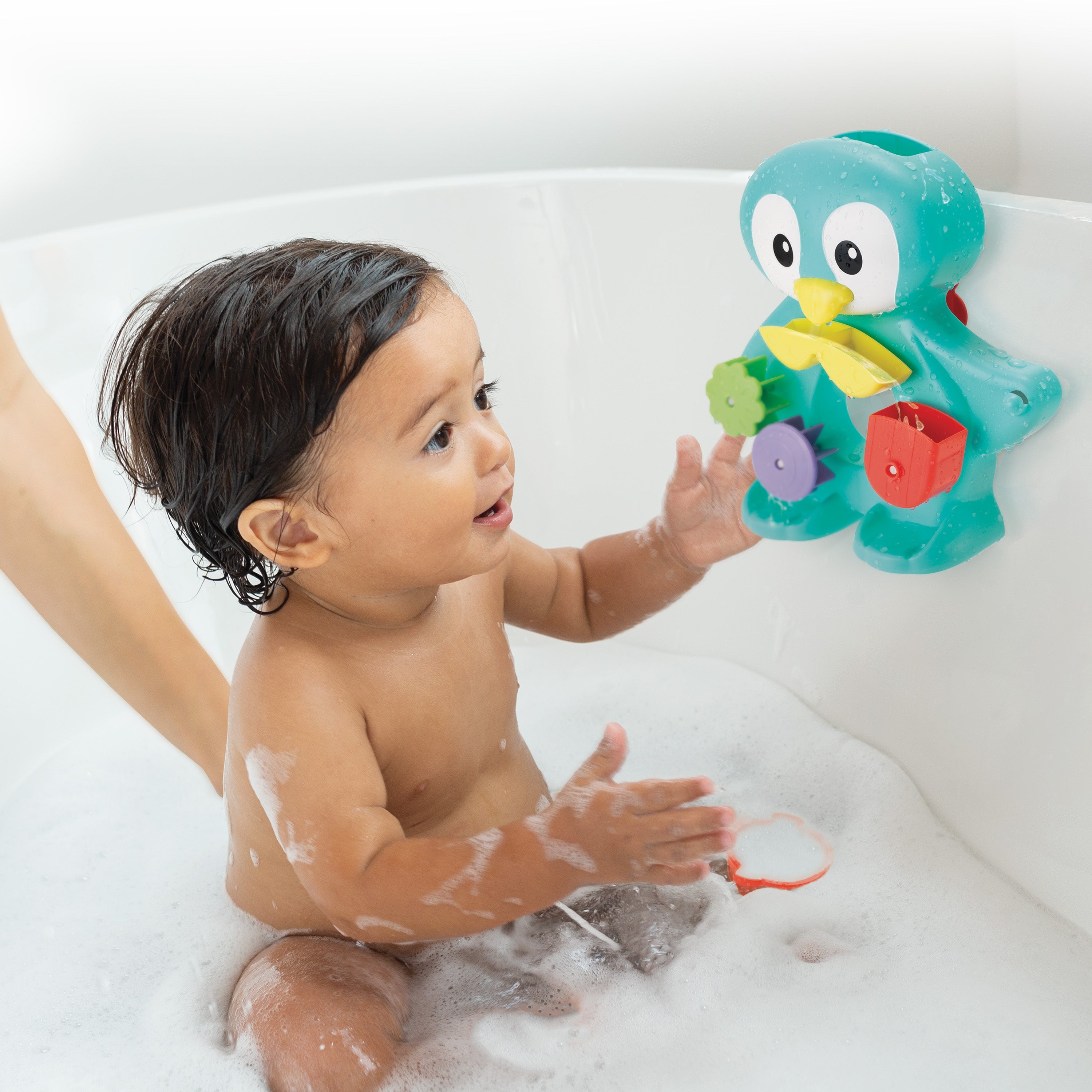 Infantino - Tub-A-Penguin Bath Time Set | Squeeze Toys Infantino - Tub-A-Penguin Bath Time Set | Squeeze Toys