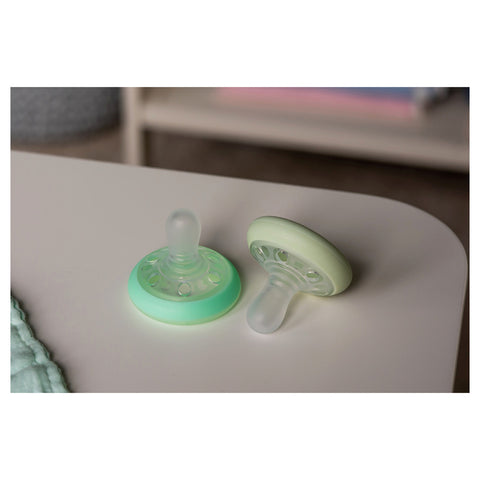 Tommee Tippee Closer To Nature Night Time Soother, 0-6 Months (Pack Of 2)
