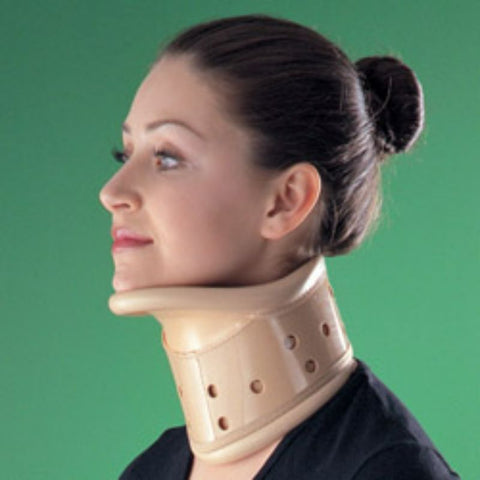 Buy Oppo Cervical Collar Medium 4190 Support 1 PC Online - Kulud Pharmacy