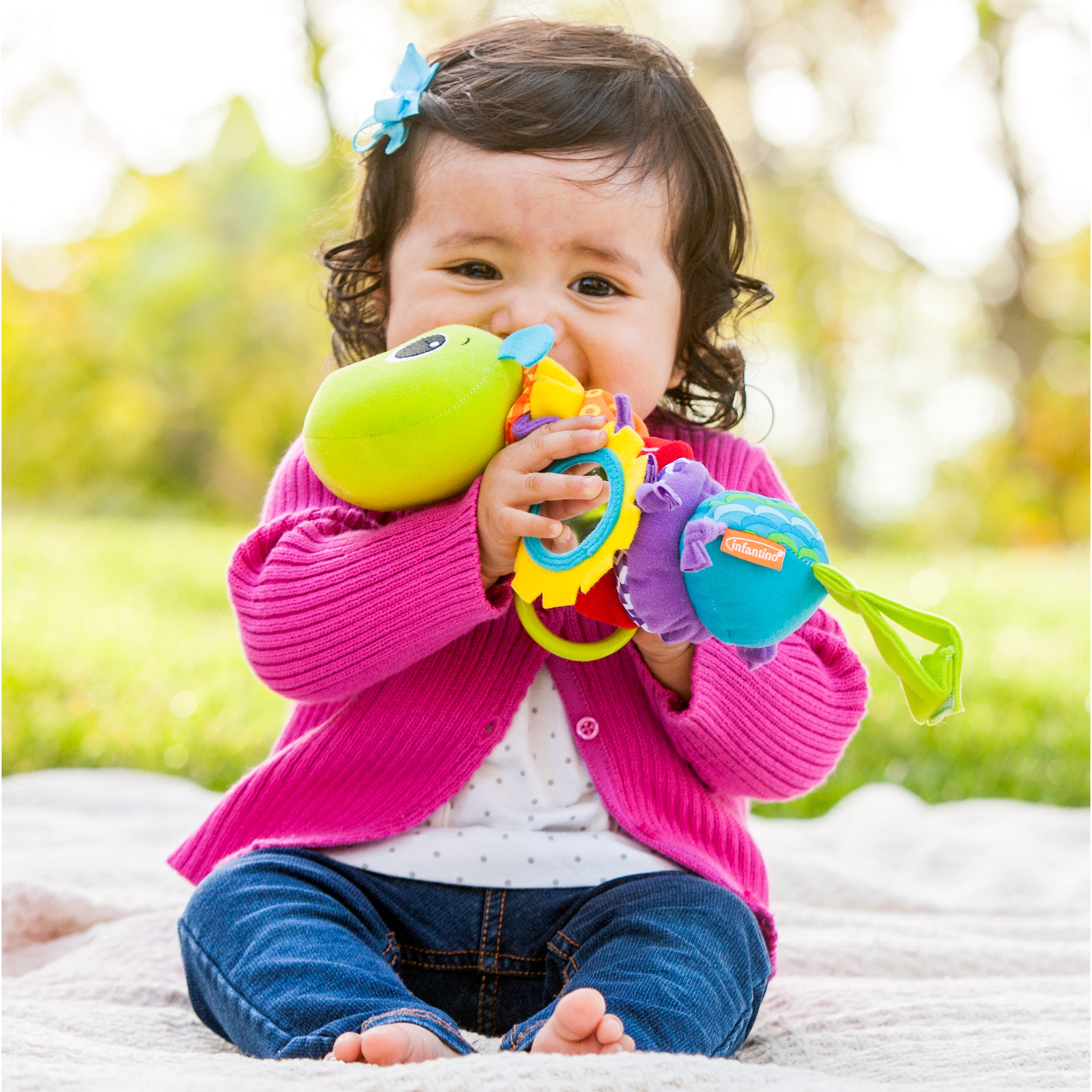 Infantino - Hug & Tug Musical Bug | Baby Toys Infantino - Hug & Tug Musical Bug | Baby Toys