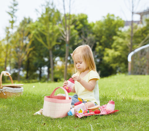 Hape - Toddler Picnic Basket