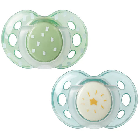 Tommee Tippee Night Time Soother, Boy, 18-36M