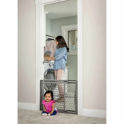 Regalo - Plastic Expandable Safety Gate - 106 X 60 Cm (Grey)